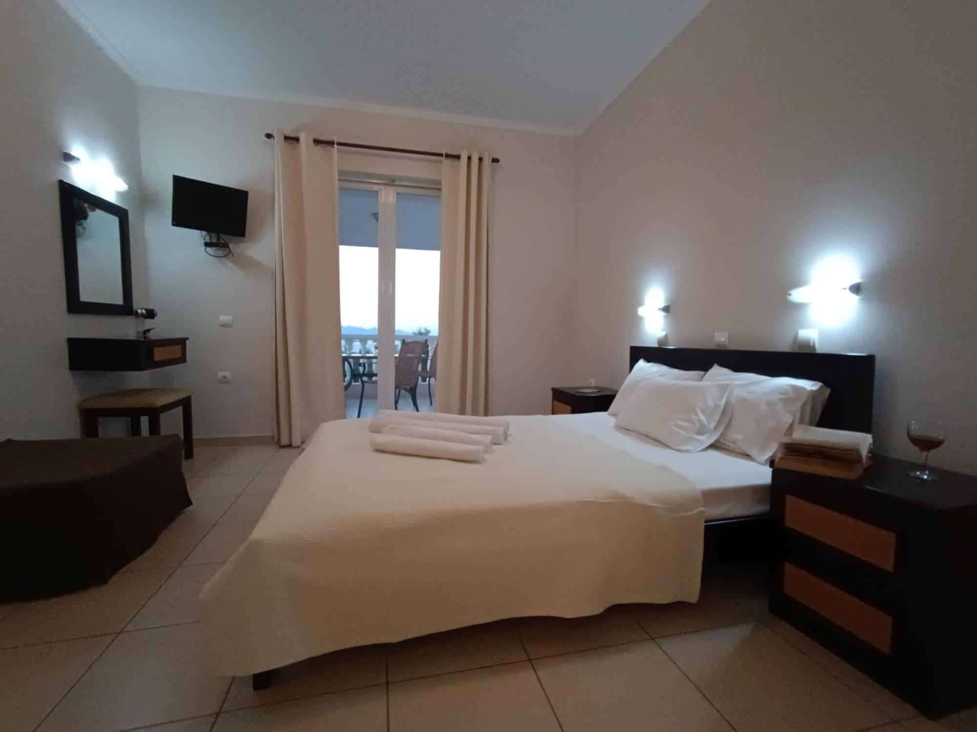 Pouliezos Koklanis Zante Apartment *